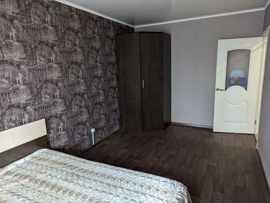 Продам двухкомнатную (2-комн.) квартиру, Джаудата Файзи ул, 17, Казань г