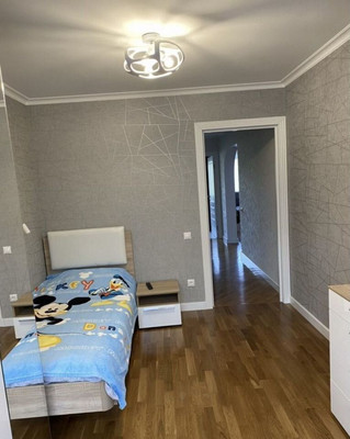 Продам трехкомнатную (3-комн.) квартиру, 339-й Стрелковой Дивизии ул, 17/3, Ростов-на-Дону г