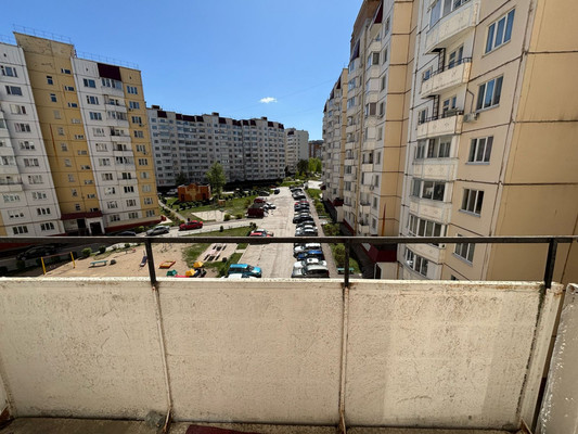 Продам однокомнатную (1-комн.) квартиру, Романа Брянского ул, 29, Брянск г