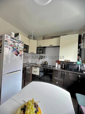 Продам двухкомнатную (2-комн.) квартиру, Георгия Амелина ул, 25, Калуга г