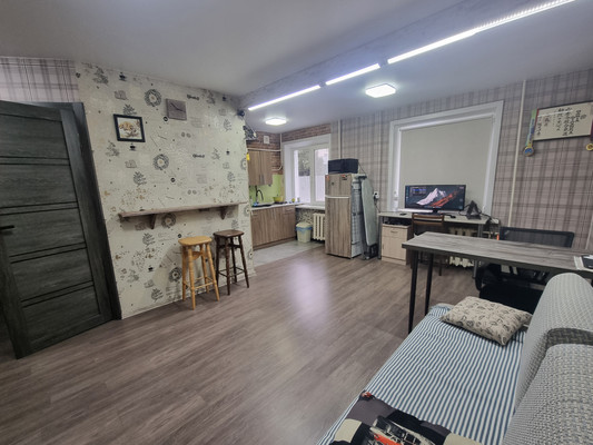 Продам двухкомнатную (2-комн.) квартиру, Крымская ул, 177, Анапа г