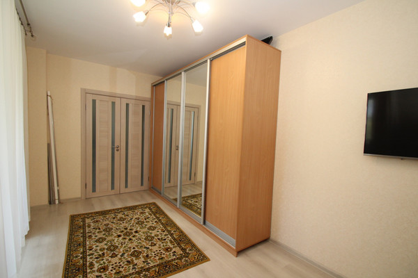 Продам двухкомнатную (2-комн.) квартиру, Суетинская ул, 7, Нижний Новгород г