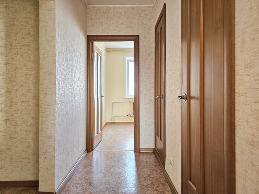 Продам трехкомнатную (3-комн.) квартиру, Садовое Кольцо ул, 1, Кондратово д