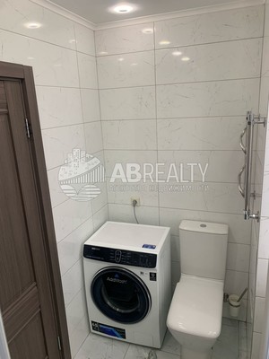 Продам двухкомнатную (2-комн.) квартиру, Островитянова ул, 5к2, Москва г