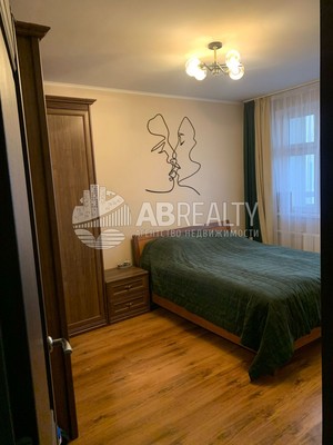 Продам двухкомнатную (2-комн.) квартиру, Островитянова ул, 5к2, Москва г