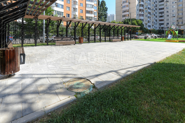 Продам двухкомнатную (2-комн.) квартиру, Островитянова ул, 5к2, Москва г
