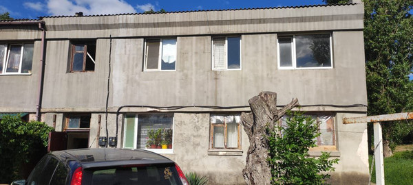 Продам трехкомнатную (3-комн.) квартиру, 50 лет Октября ул, 5, Красногвардейское пгт