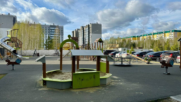 Продам двухкомнатную (2-комн.) квартиру, Маршала Чуйкова ул, 21, Челябинск г