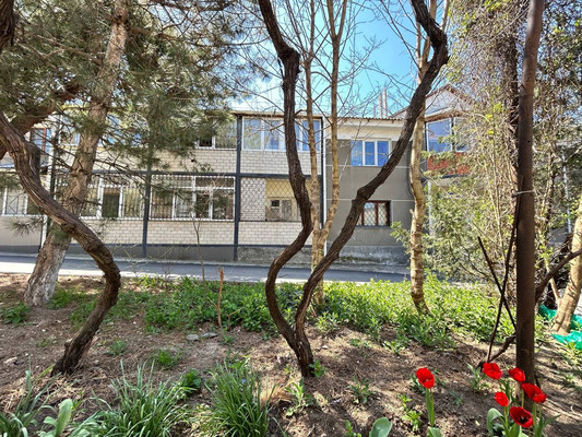 Продам трехкомнатную (3-комн.) квартиру, Генерала Захарова ул, 9к2, Симферополь г