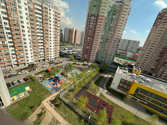 Продам двухкомнатную (2-комн.) квартиру, Рождественская ул, 37, Москва г