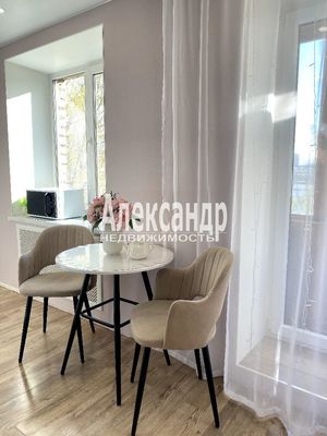 Продам двухкомнатную (2-комн.) квартиру, Боровая ул, 53к3, Санкт-Петербург г