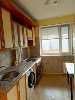Продам однокомнатную (1-комн.) квартиру, Комарова б-р, 11/3, Ростов-на-Дону г