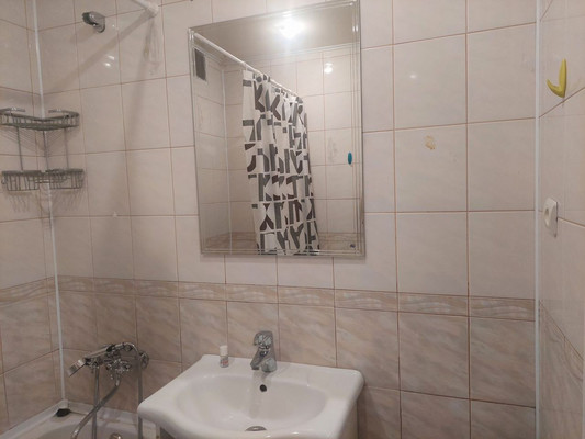 Продам однокомнатную (1-комн.) квартиру, Комарова б-р, 11/3, Ростов-на-Дону г