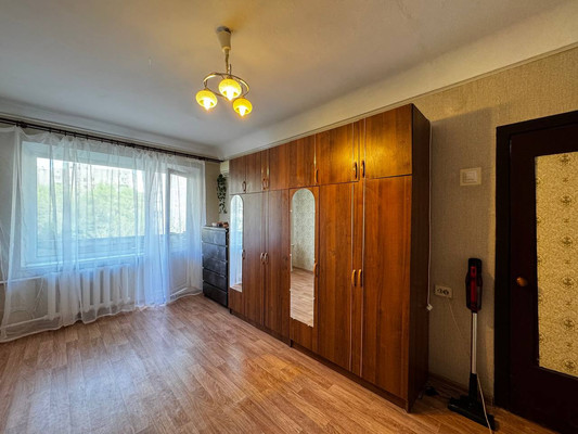 Продам однокомнатную (1-комн.) квартиру, Добровольского ул, 3/2, Ростов-на-Дону г