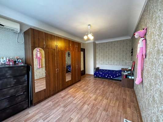 Продам однокомнатную (1-комн.) квартиру, Добровольского ул, 3/2, Ростов-на-Дону г