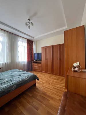 Продам трехкомнатную (3-комн.) квартиру, Лесная ул, 17, Михнево д