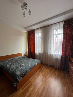 Продам трехкомнатную (3-комн.) квартиру, Лесная ул, 17, Михнево д