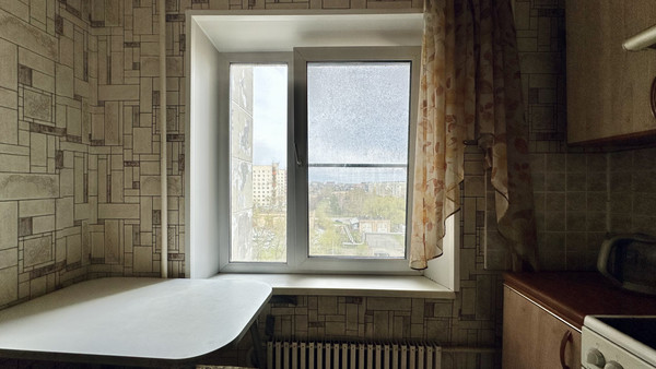 Продам трехкомнатную (3-комн.) квартиру, Молодогвардейцев ул, 35А, Челябинск г