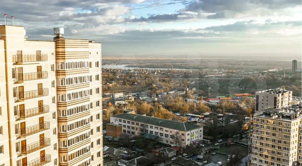 Продам двухкомнатную (2-комн.) квартиру, Горсоветская ул, 49/2, Ростов-на-Дону г