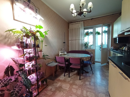 Продам трехкомнатную (3-комн.) квартиру, Ленина ул, 178к1, Анапа г