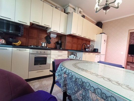 Продам трехкомнатную (3-комн.) квартиру, Ленина ул, 178к1, Анапа г