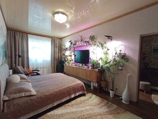 Продам трехкомнатную (3-комн.) квартиру, Ленина ул, 178к1, Анапа г