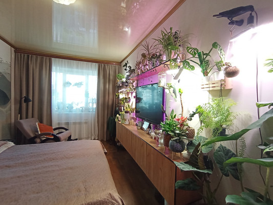 Продам трехкомнатную (3-комн.) квартиру, Ленина ул, 178к1, Анапа г