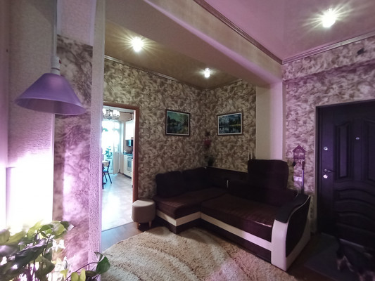 Продам трехкомнатную (3-комн.) квартиру, Ленина ул, 178к1, Анапа г