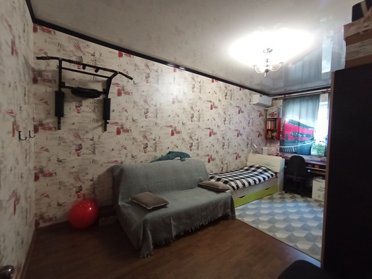 Продам трехкомнатную (3-комн.) квартиру, Ленина ул, 178к1, Анапа г