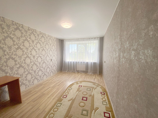Продам двухкомнатную (2-комн.) квартиру, Коммунистический пр-кт, 21, Ростов-на-Дону г