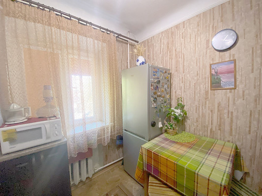 Продам двухкомнатную (2-комн.) квартиру, Стачки пр-кт, 16, Ростов-на-Дону г