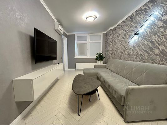 Продам однокомнатную (1-комн.) квартиру, Красноармейская ул, 157в2к83, Ростов-на-Дону г