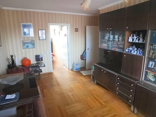 Продам трехкомнатную (3-комн.) квартиру, Коммунистический пр-кт, 34/1, Ростов-на-Дону г
