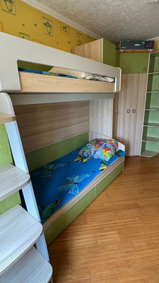 Продам трехкомнатную (3-комн.) квартиру, Таганрогская ул, 126/2, Ростов-на-Дону г