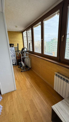 Продам трехкомнатную (3-комн.) квартиру, Таганрогская ул, 126/2, Ростов-на-Дону г
