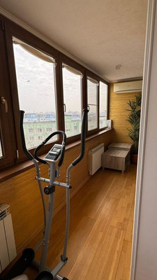 Продам трехкомнатную (3-комн.) квартиру, Таганрогская ул, 126/2, Ростов-на-Дону г