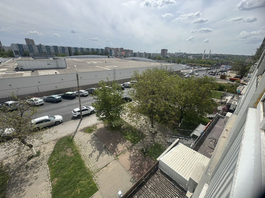 Продам двухкомнатную (2-комн.) квартиру, Комарова б-р, 24, Ростов-на-Дону г
