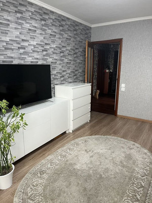 Продам двухкомнатную (2-комн.) квартиру, Космонавтов пр-кт, 15, Ростов-на-Дону г