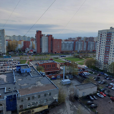 Продам трехкомнатную (3-комн.) квартиру, Ленинский пр-кт, 100ак2, Санкт-Петербург г