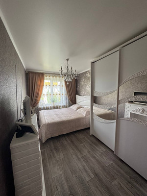 Продам двухкомнатную (2-комн.) квартиру, Строителей пр-кт, 13, Волгодонск г