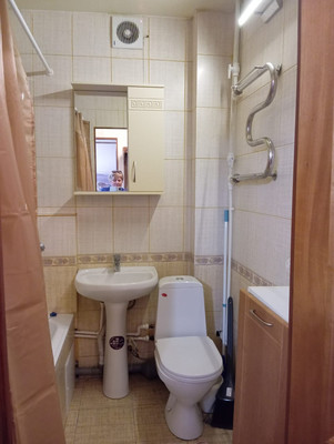 Продам однокомнатную (1-комн.) квартиру, Дружбы ул, 12а, Волгодонск г
