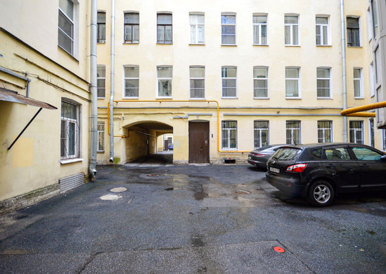 Продам двухкомнатную (2-комн.) квартиру, Зверинская ул, 36, Санкт-Петербург г