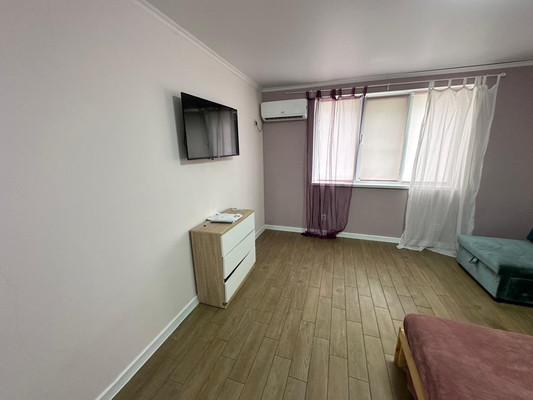 Сдам однокомнатную (1-комн.) квартиру, Калараша ул, 80, Туапсе г