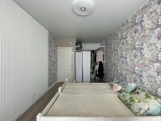 Продам трехкомнатную (3-комн.) квартиру, Весенняя ул, 10, Люберцы г