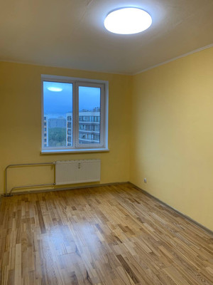 Продам двухкомнатную (2-комн.) квартиру, Авиаторов Балтики пр-кт, 31, Мурино п