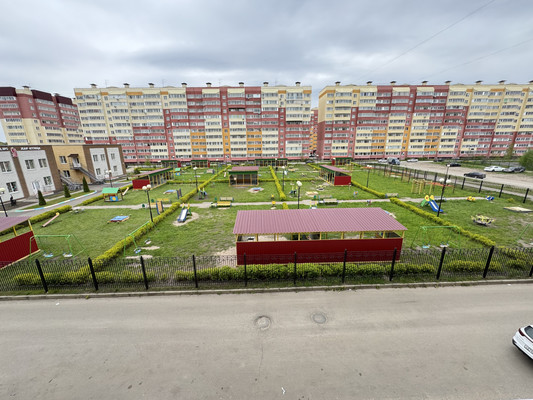 Продам однокомнатную (1-комн.) квартиру, Флотская ул, 32, Брянск г