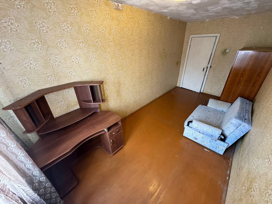 Продам двухкомнатную (2-комн.) квартиру, 1-й Микрорайон ул, 20, Эльбан рп