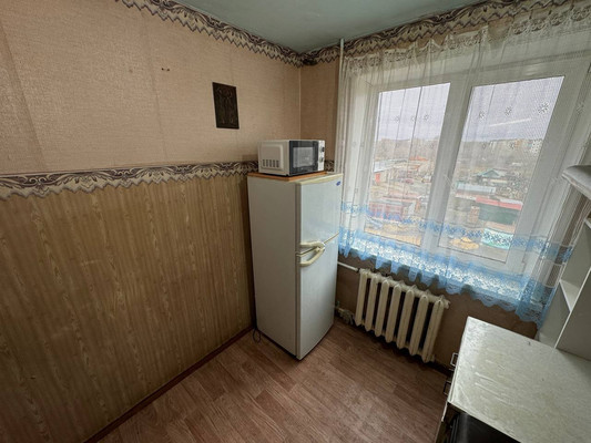 Продам двухкомнатную (2-комн.) квартиру, 1-й Микрорайон ул, 20, Эльбан рп