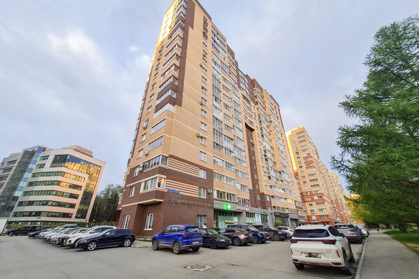 Продам двухкомнатную (2-комн.) квартиру, 40-летия Победы ул, 5, Челябинск г
