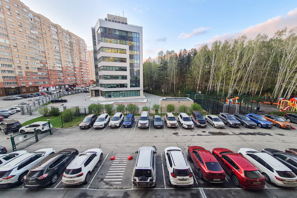 Продам двухкомнатную (2-комн.) квартиру, 40-летия Победы ул, 5, Челябинск г
